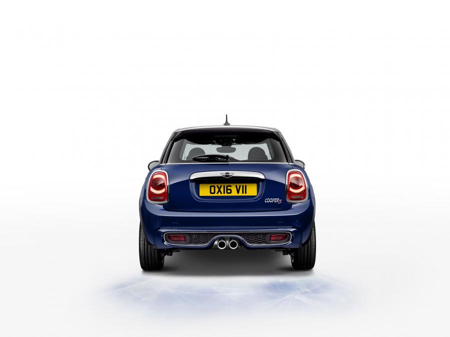  Mini Cooper S 5-Door Seven 2016 года  (фото 4 из 15)